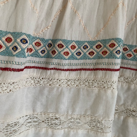 New Anthropologie Flowy Cream Multicolor Beaded Peasant Blouse Size XS - Picture 2 of 4